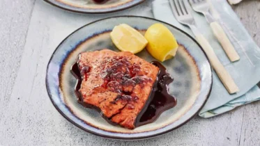 Cheddars Bourbon Glazed Salmon Recipe
