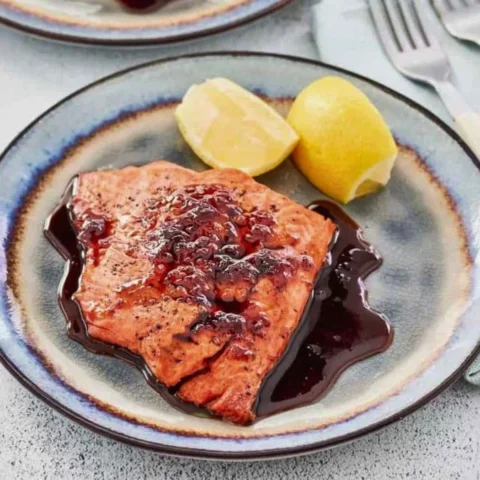 Cheddars Bourbon Glazed Salmon Recipe
